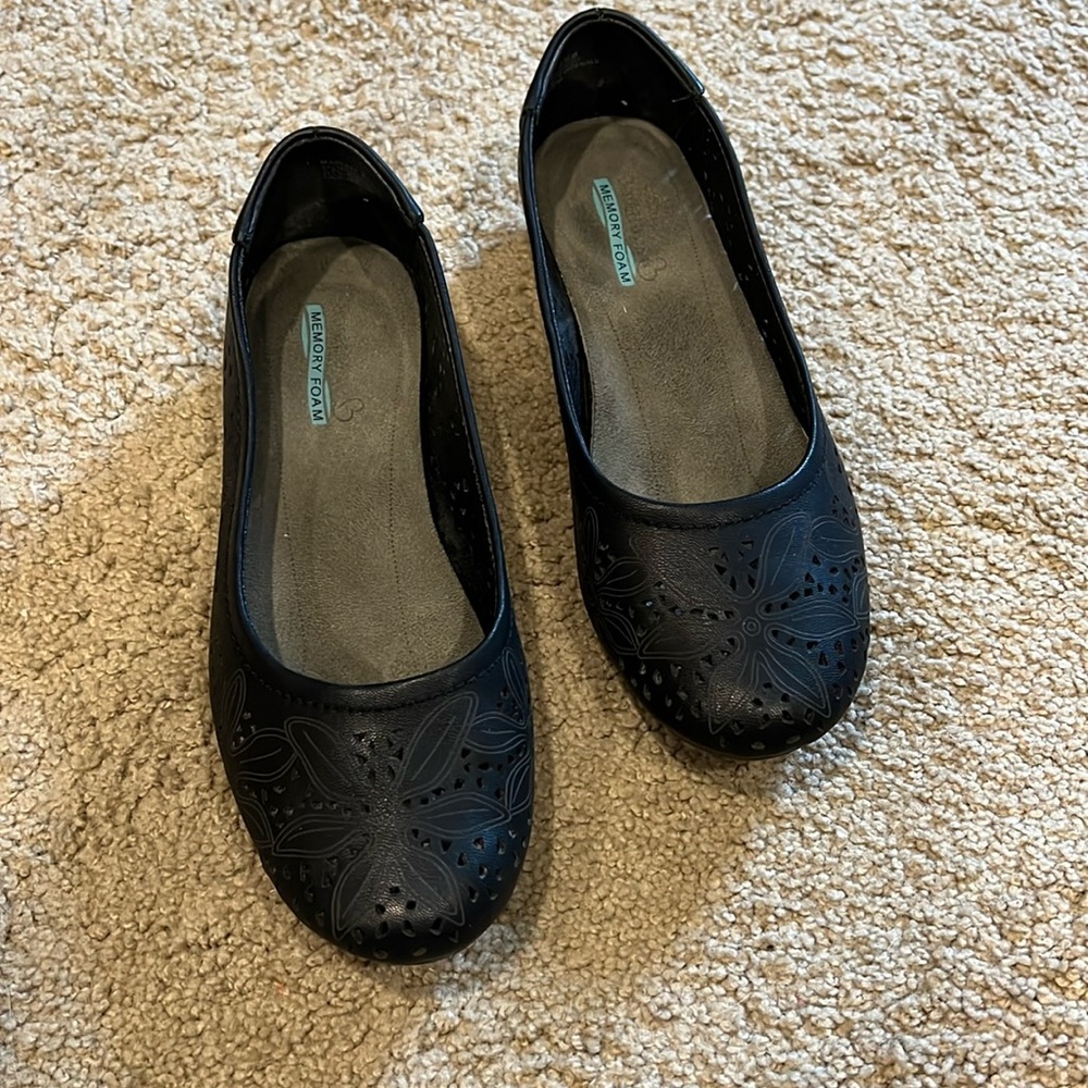 BareTraps Mariah flats